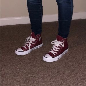 BRAND NEW Maroon Hightop Converse